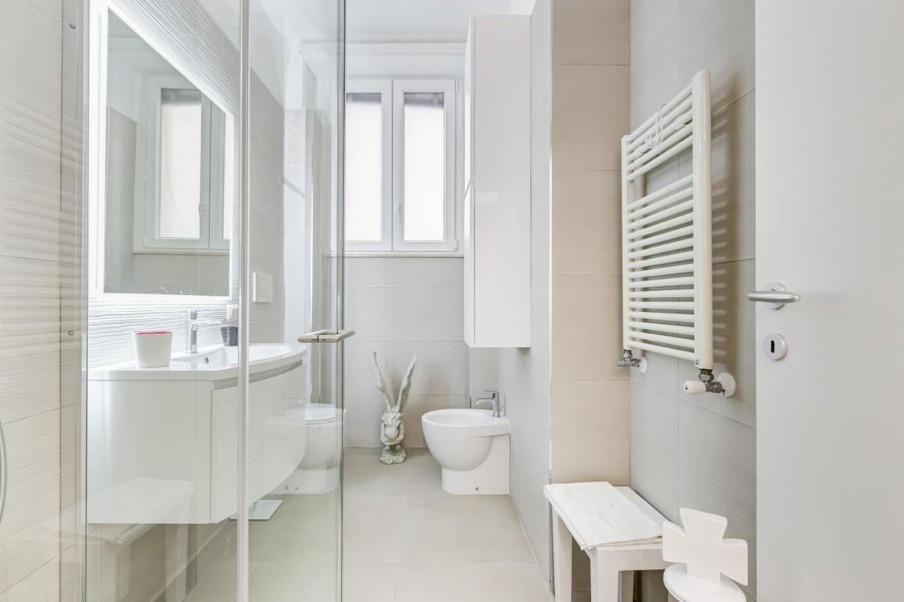 Bmga L The White Crown Apartment In Testaccio Рим Экстерьер фото